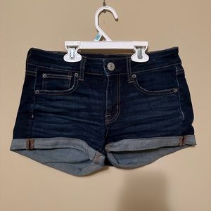 american eagle shortie shorts, mid-rise darker wash